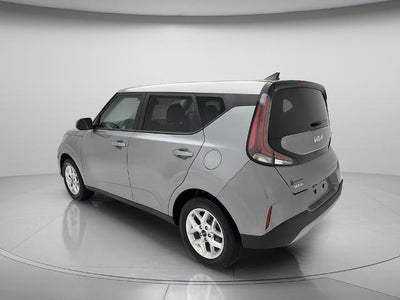 2025 Kia Soul Base