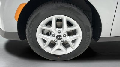 2025 Kia Soul Base