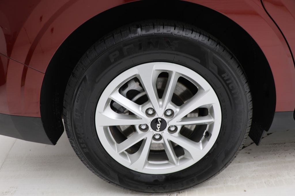 2024 Kia Carnival LX