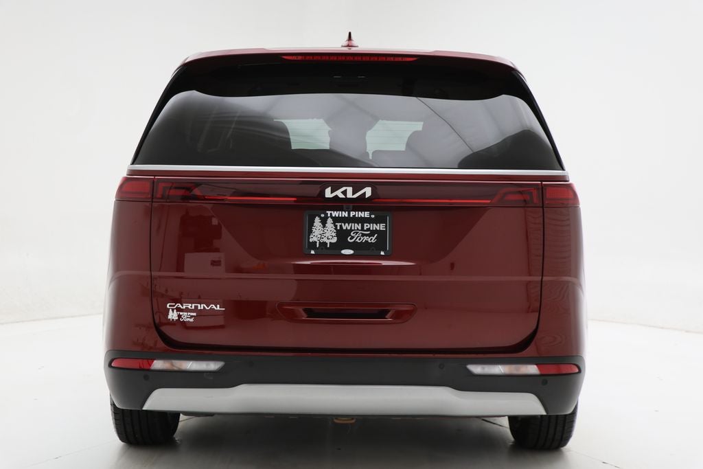 2024 Kia Carnival LX