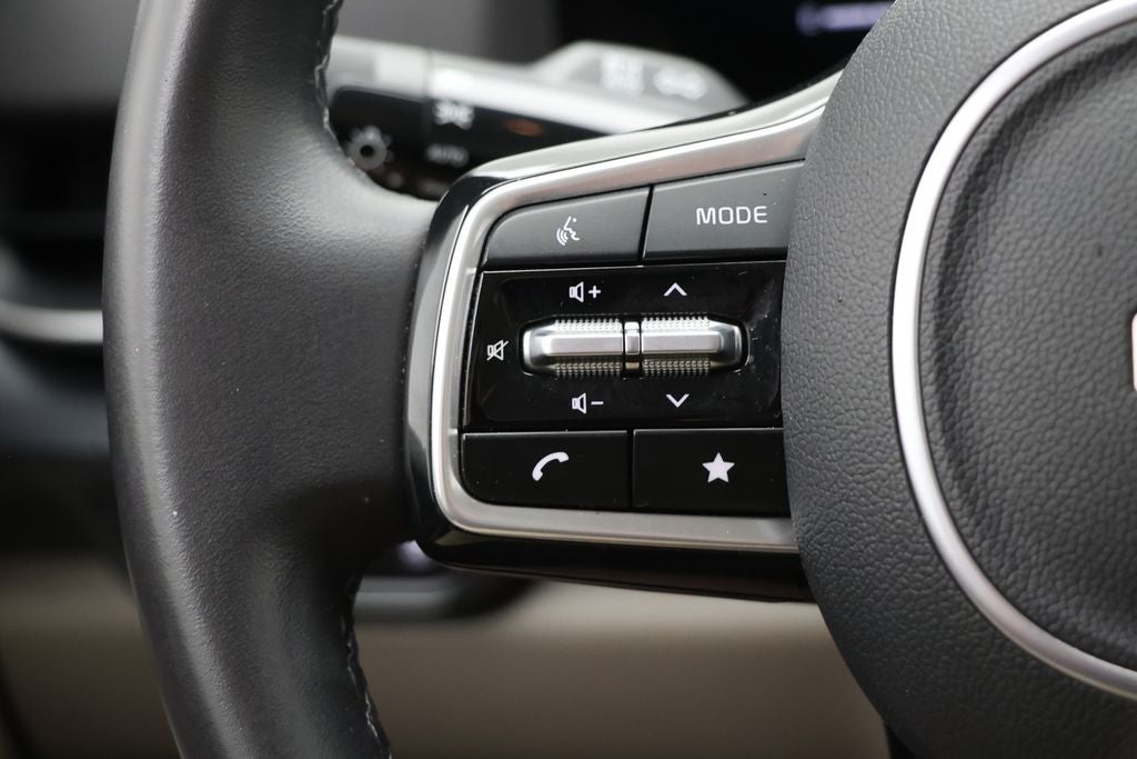 2025 Kia Carnival LXS