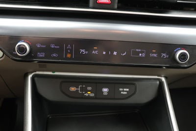 2025 Kia Carnival LXS