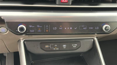 2025 Kia Carnival LXS