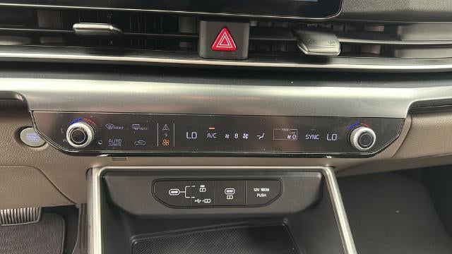 2025 Kia Carnival LXS