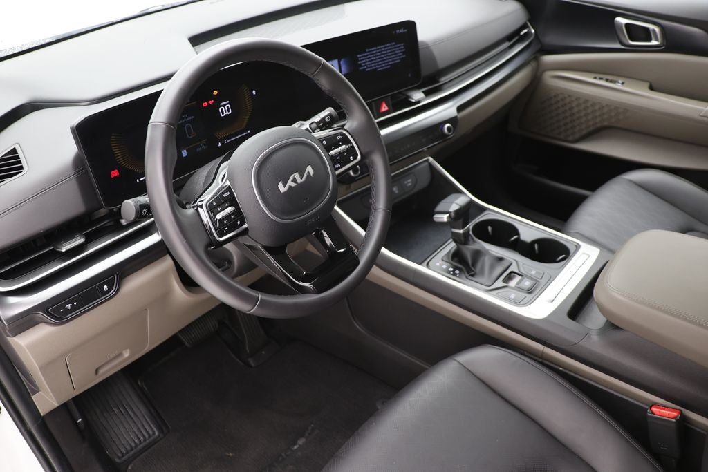 2025 Kia Carnival LXS