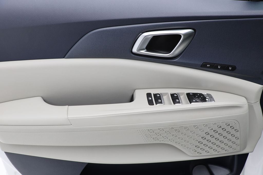 2025 Kia Carnival EX