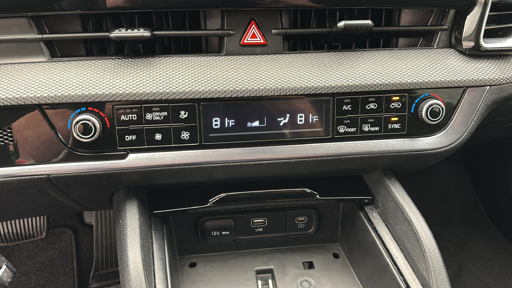 2024 Kia Sportage Hybrid LX
