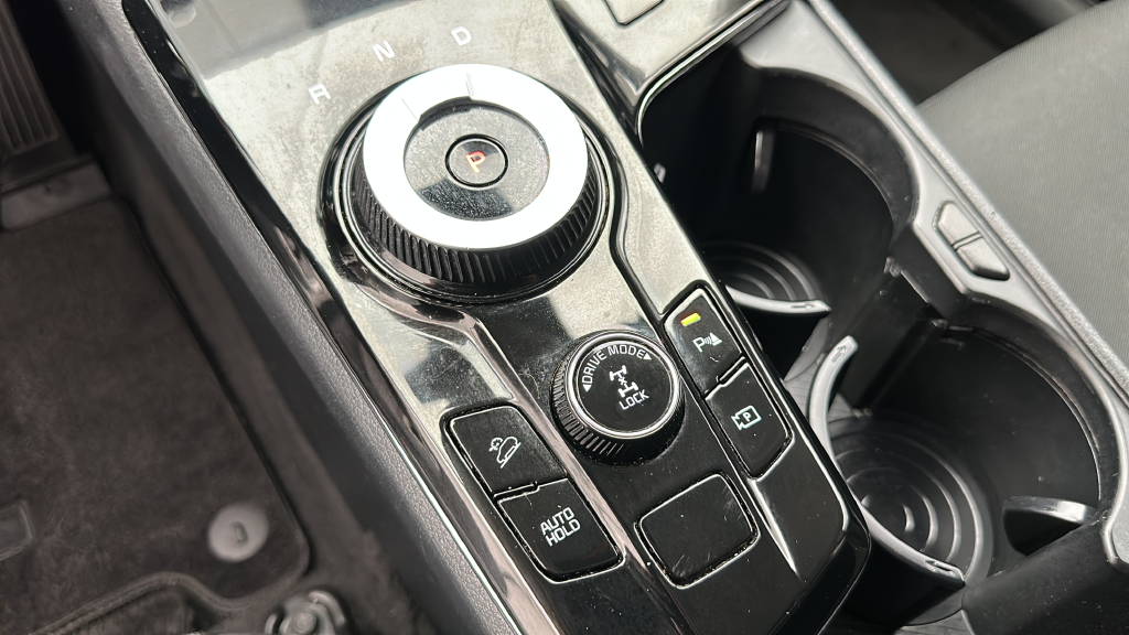 2024 Kia Sportage Hybrid LX