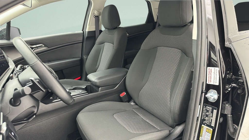 2026 Kia Sportage Hybrid S
