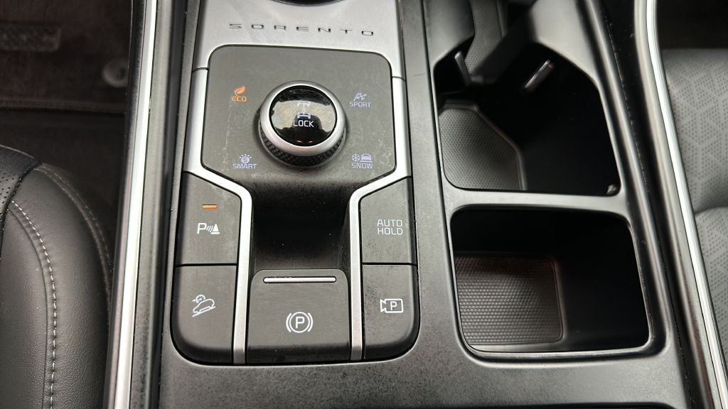 2024 Kia Sorento Hybrid EX