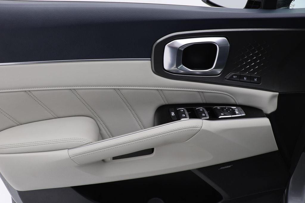 2023 Kia Sorento Plug-In Hybrid SX Prestige