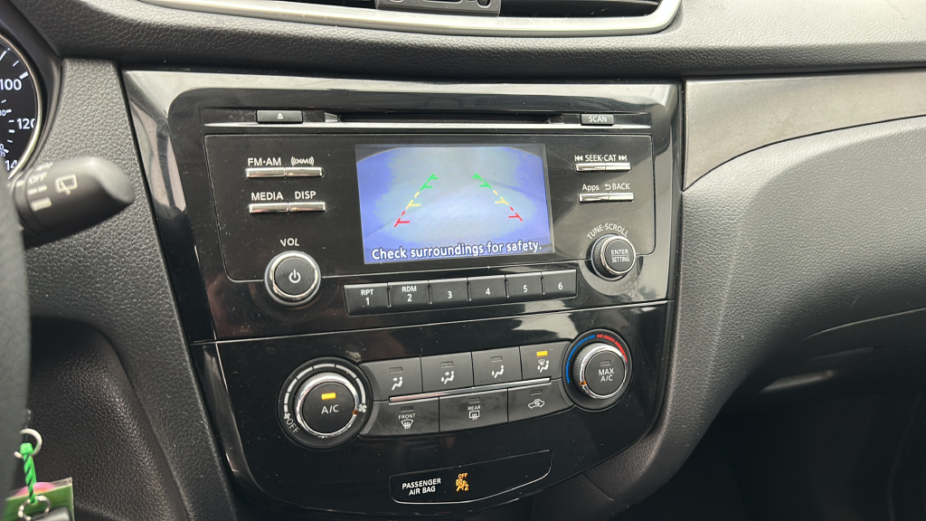 2016 Nissan Rogue S