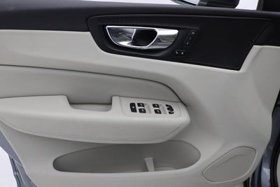 2018 Volvo XC60 T6 Momentum
