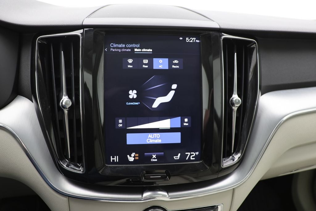 2018 Volvo XC60 T6 Momentum