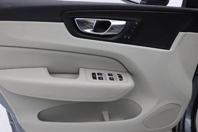 2018 Volvo XC60 T6 Momentum
