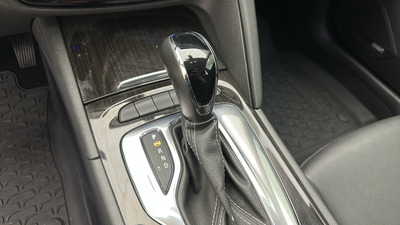 2018 Buick Regal TourX Essence