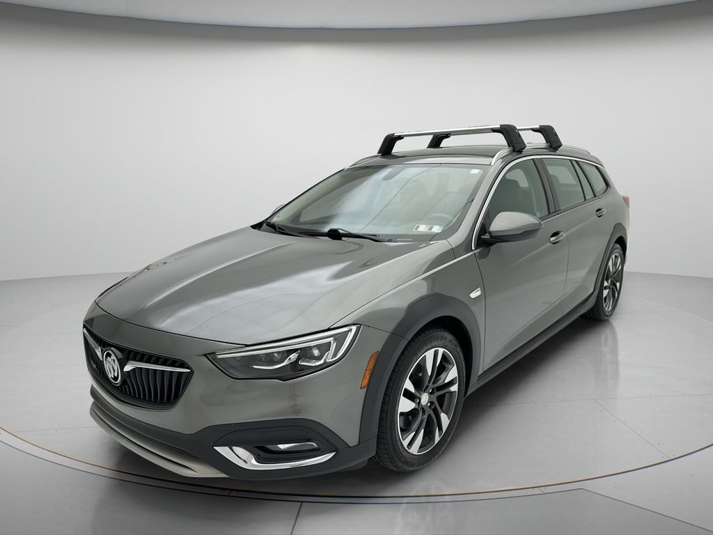 2018 Buick Regal TourX Essence
