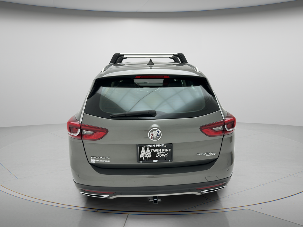 2018 Buick Regal TourX Essence