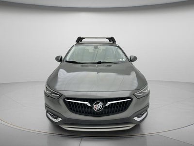 2018 Buick Regal TourX Essence
