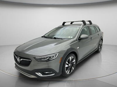 2018 Buick Regal TourX Essence
