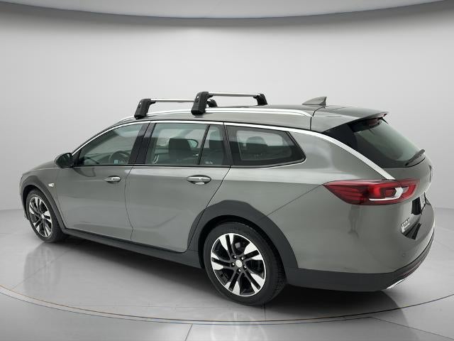 2018 Buick Regal TourX Essence