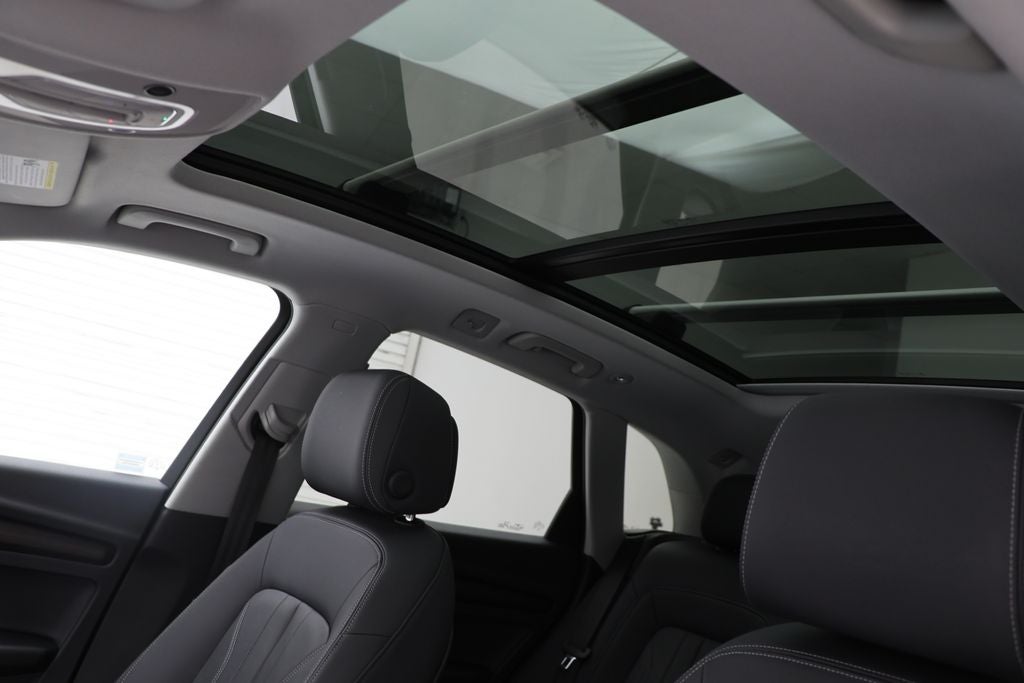 2023 Audi Q5 40 Premium quattro