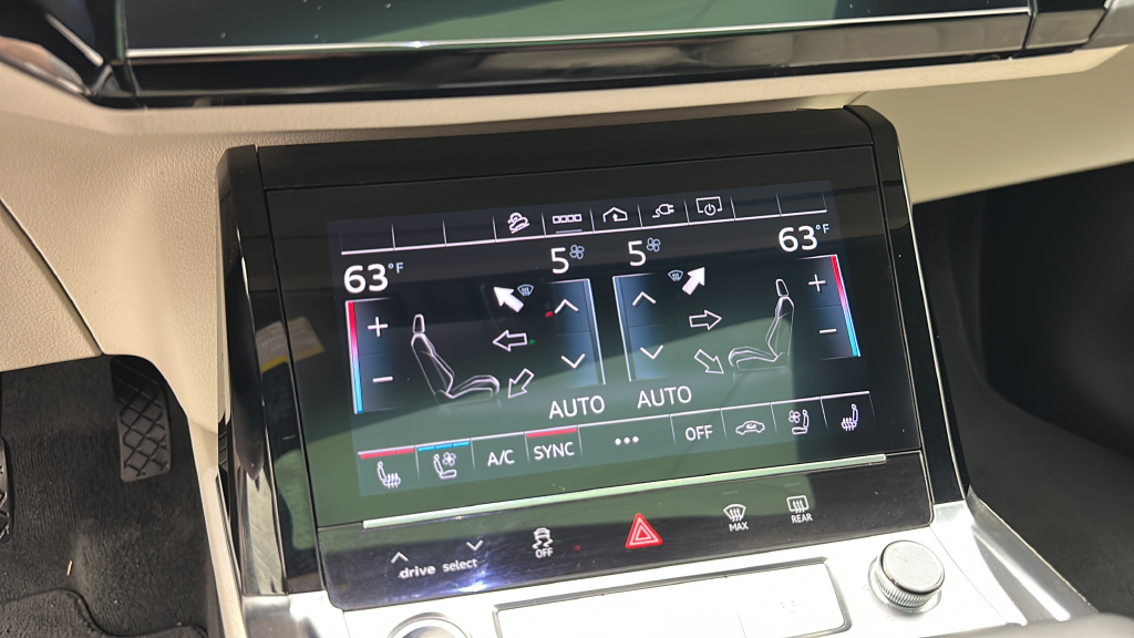 2024 Audi Q8 Sportback e-tron Premium Plus S line quattro