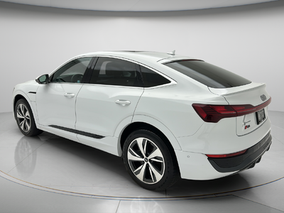 2024 Audi Q8 Sportback e-tron Premium Plus S line quattro