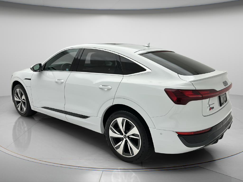 2024 Audi Q8 Sportback e-tron Premium Plus S line quattro