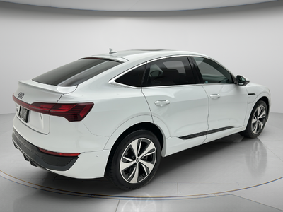 2024 Audi Q8 Sportback e-tron Premium Plus S line quattro
