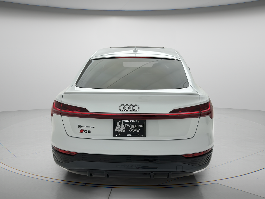 2024 Audi Q8 Sportback e-tron Premium Plus S line quattro