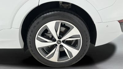 2024 Audi Q8 Sportback e-tron Premium Plus S line quattro