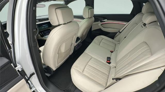 2024 Audi Q8 Sportback e-tron Premium Plus S line quattro