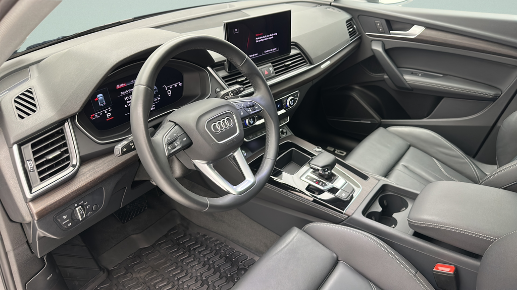 2024 Audi Q5 45 S line Premium quattro