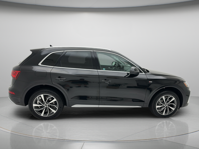 2024 Audi Q5 45 S line Premium quattro