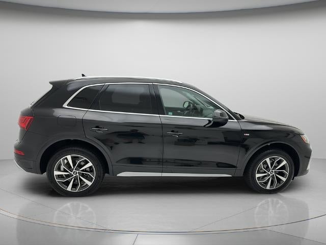 2024 Audi Q5 45 S line Premium quattro