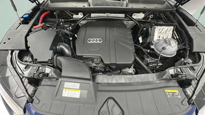 2023 Audi Q5 45 S line Premium quattro