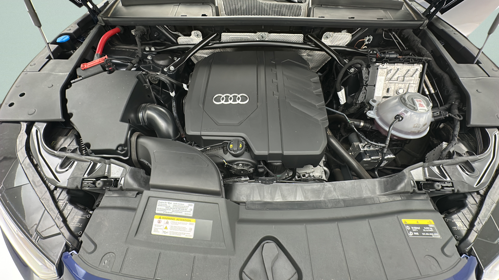 2023 Audi Q5 45 S line Premium quattro