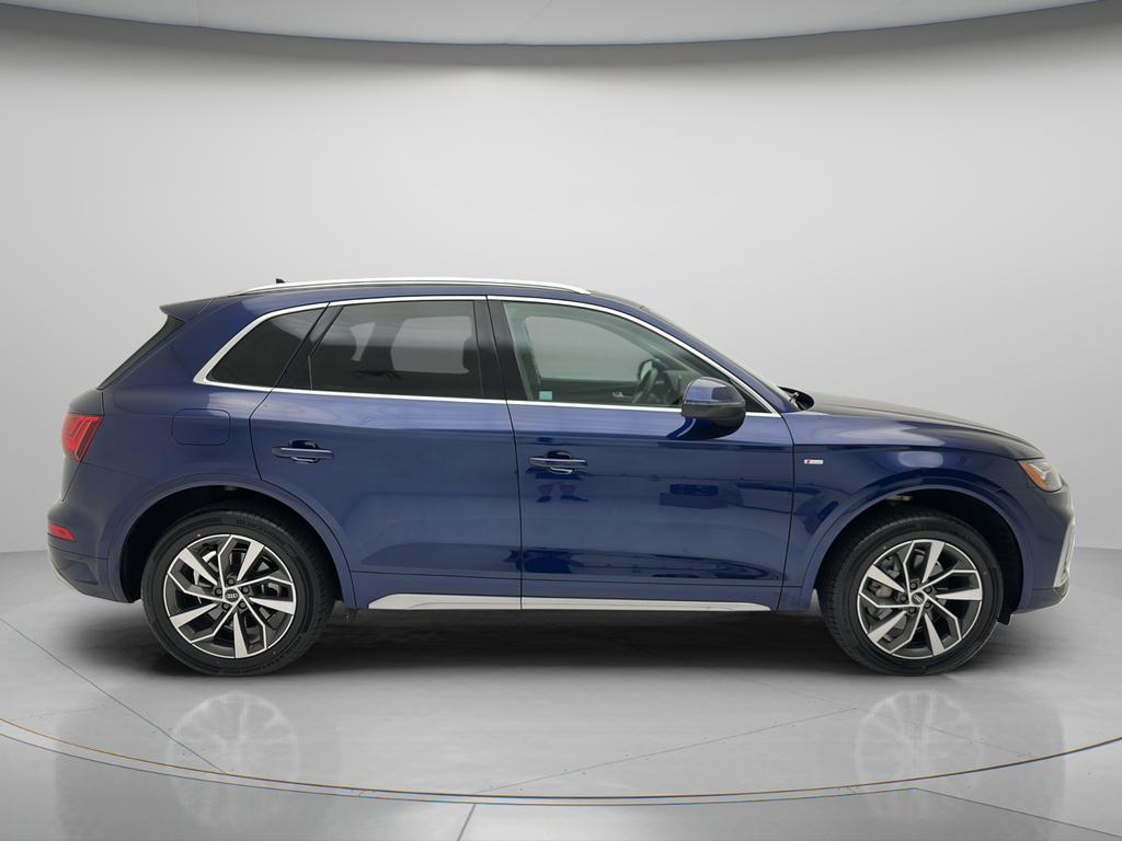 2023 Audi Q5 45 S line Premium quattro