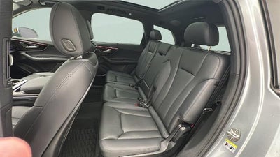2023 Audi Q7 45 Premium Plus quattro