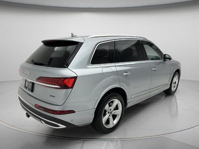 2023 Audi Q7 45 Premium Plus quattro