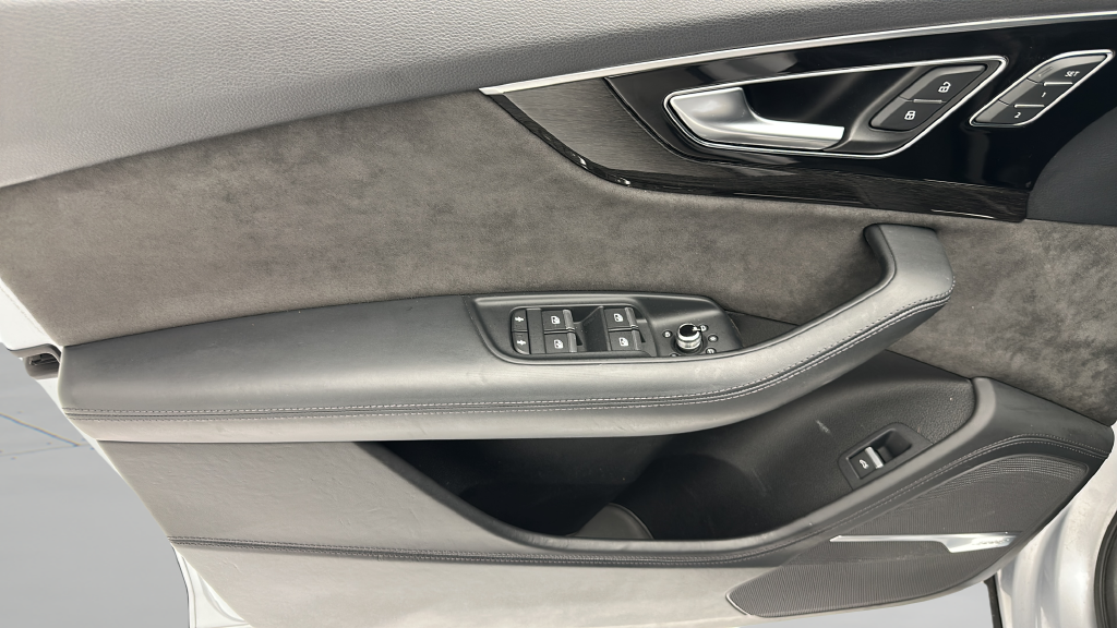 2019 Audi Q7 55 Prestige quattro