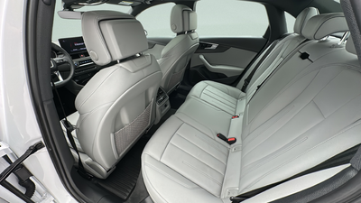 2023 Audi A4 45 S line Premium Plus quattro