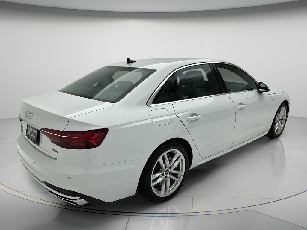 2023 Audi A4 45 S line Premium Plus quattro