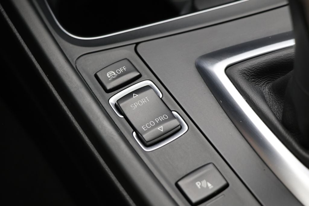 2016 BMW 3 Series 328i xDrive