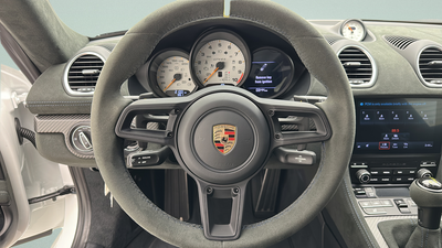 2025 Porsche 718 Cayman GT4 RS