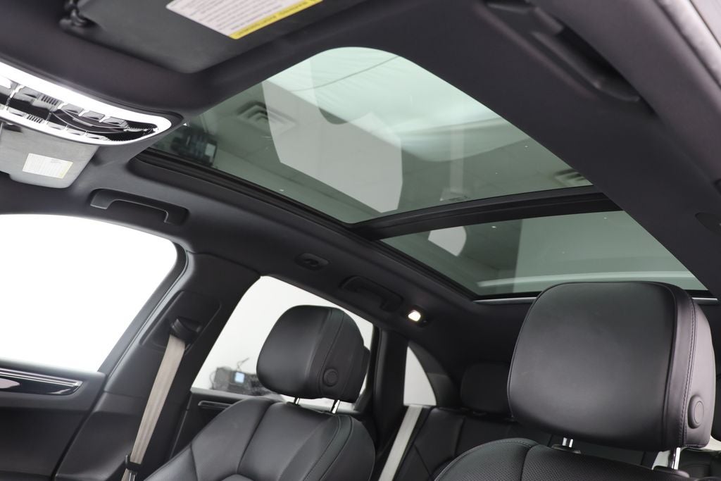 2018 Porsche Macan Base