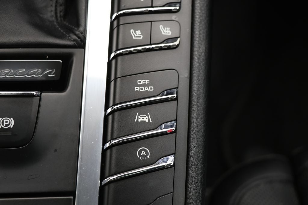 2018 Porsche Macan Base