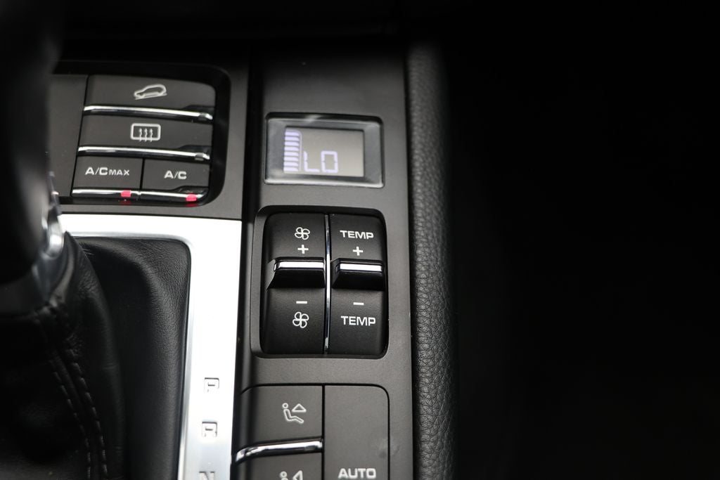 2018 Porsche Macan Base