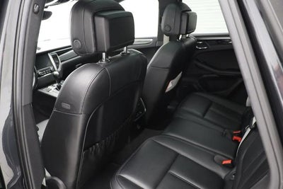 2018 Porsche Macan Base